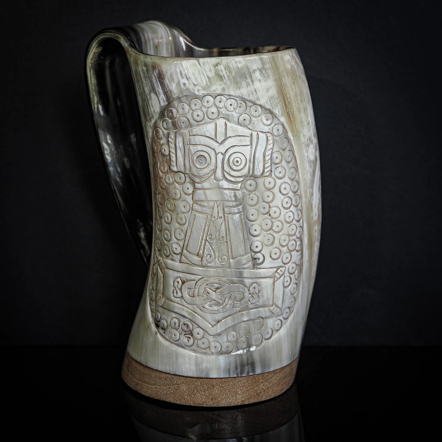 Handmade horn mug, Hammer of Thor 09310040