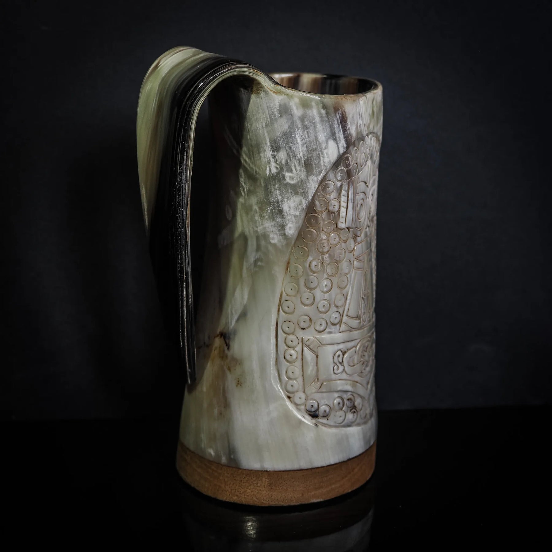 Handmade horn mug, Hammer of Thor 09310040