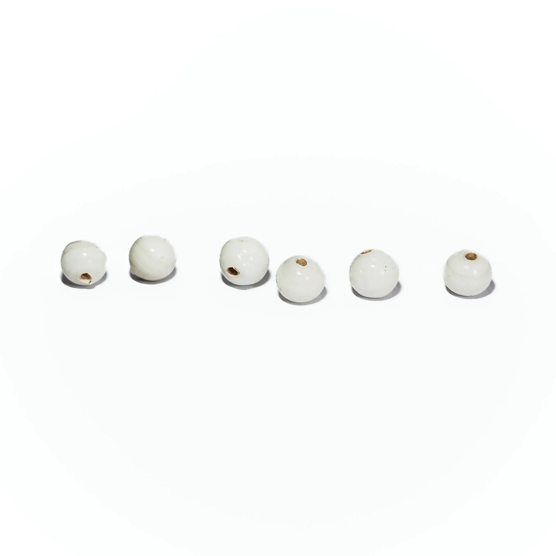 White glass bead