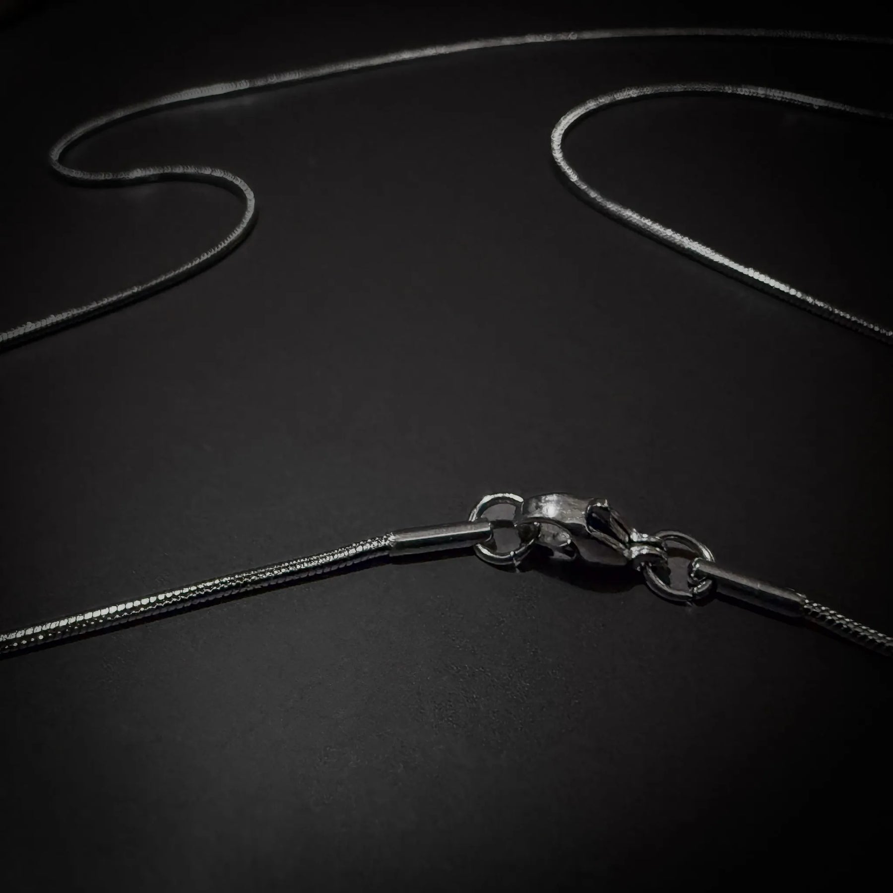 Silver-colored chain 55 cm