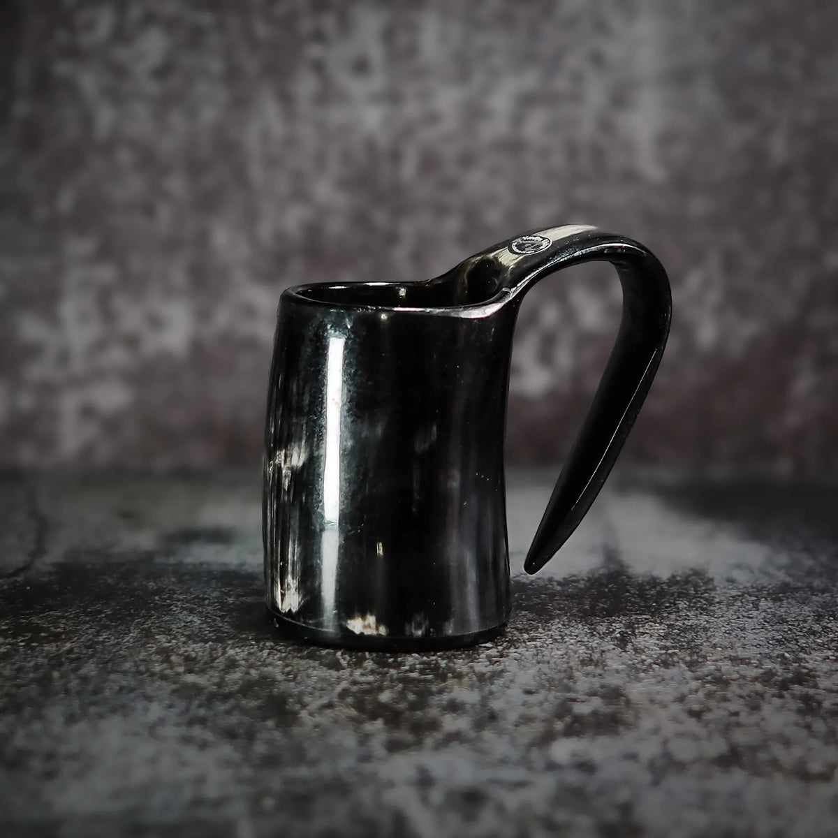 Set med fyra espressomuggar