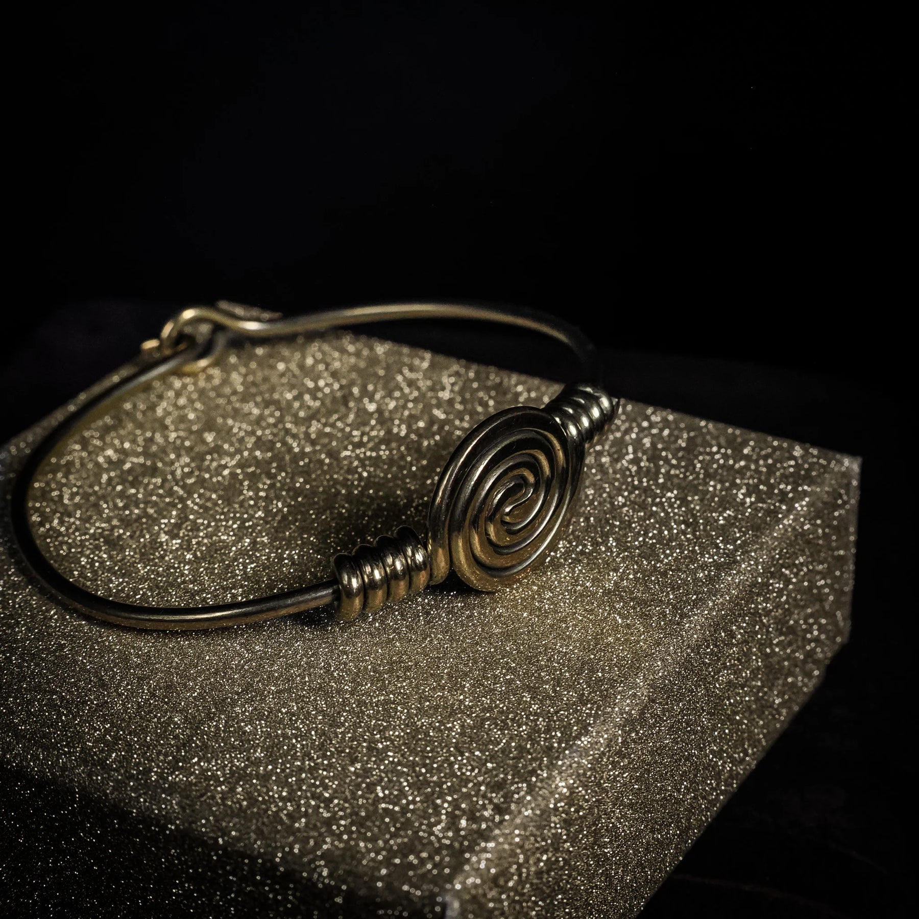 Solspiral armband