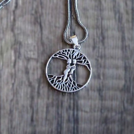 Amulet, Ask and Embla from the tree of life, large.