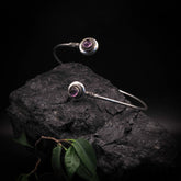 Arm ring with two stones