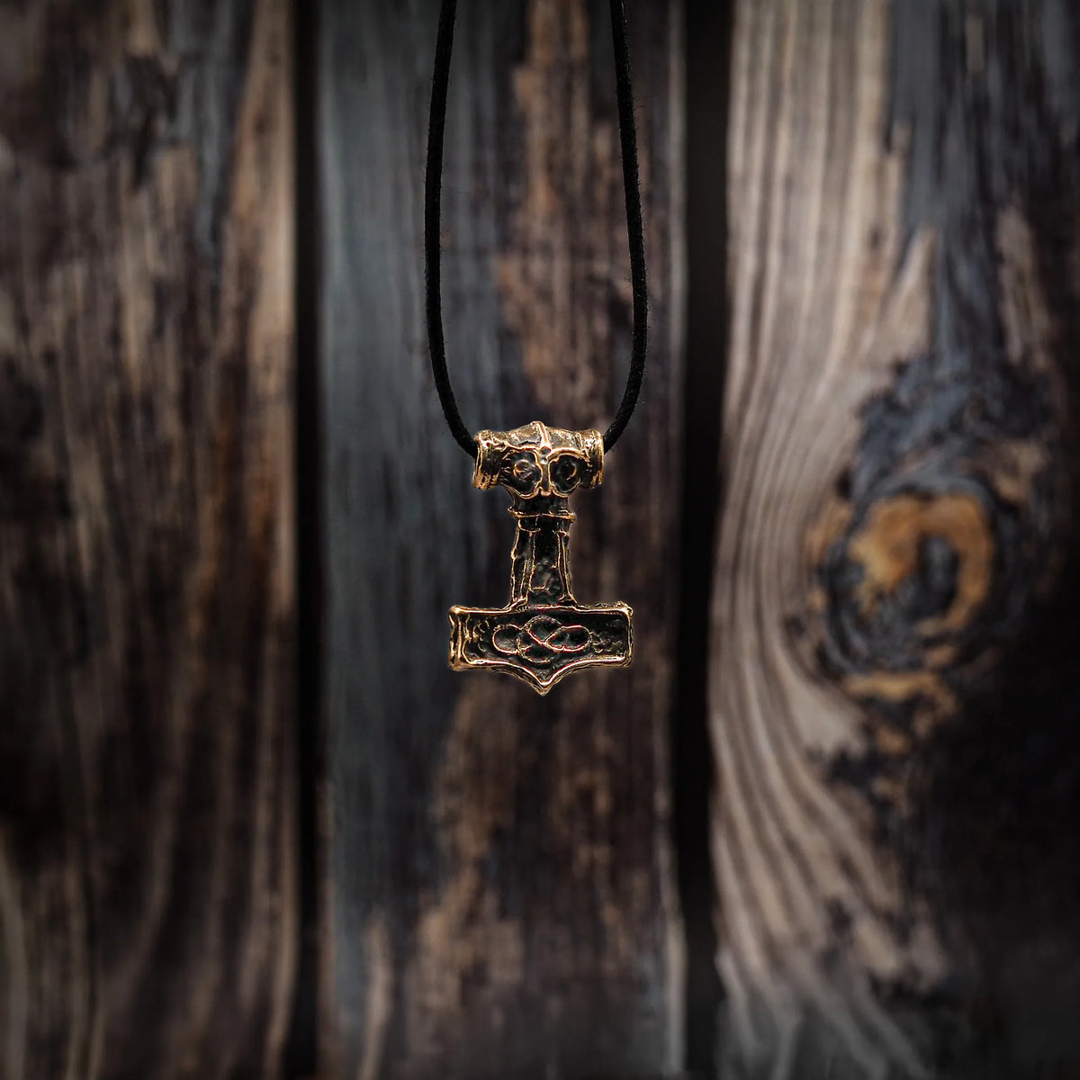 Torshammare Mjölner, från Ödeshög.