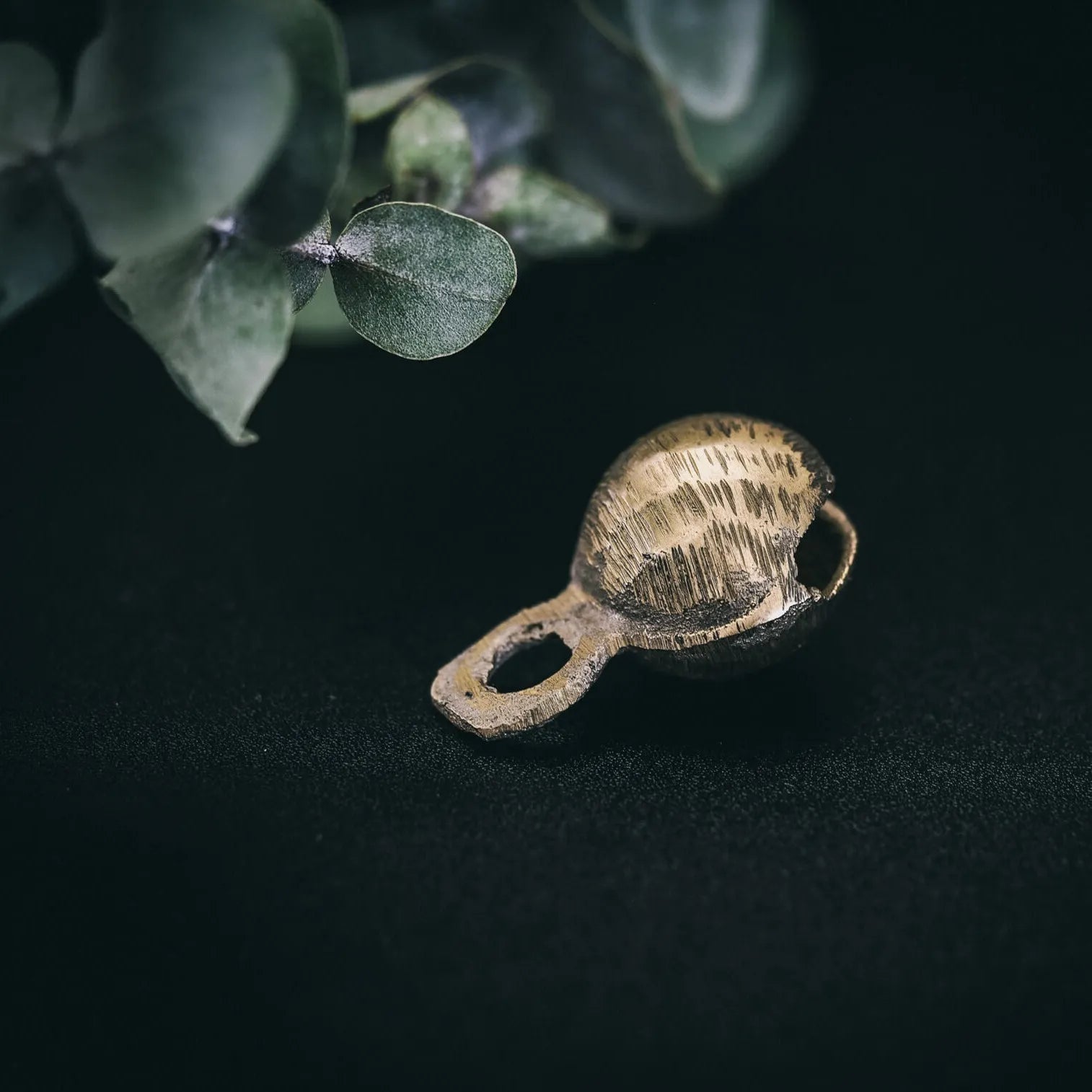 Bell in brass, medium