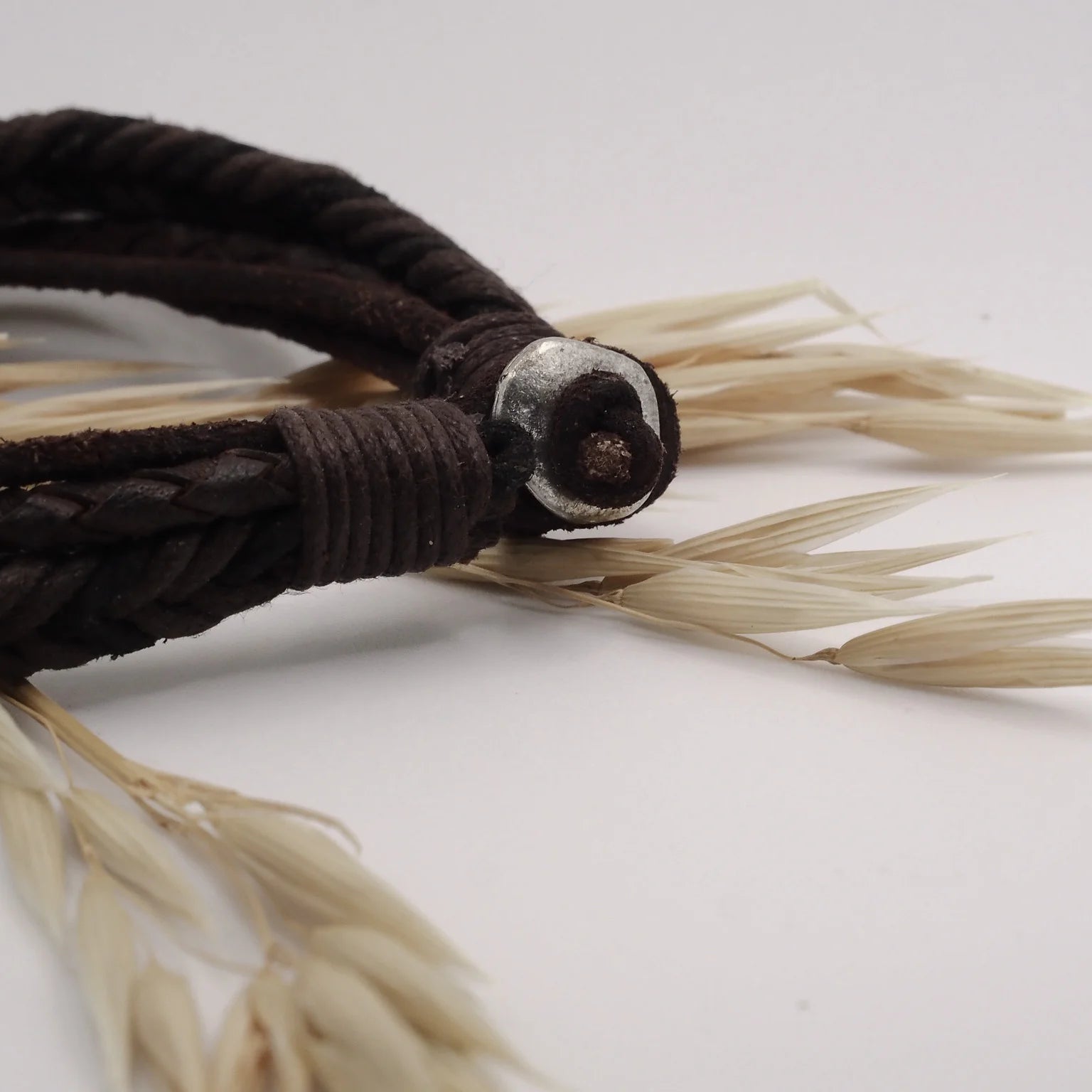 pagan+bracelet
bracelet+leather+viking