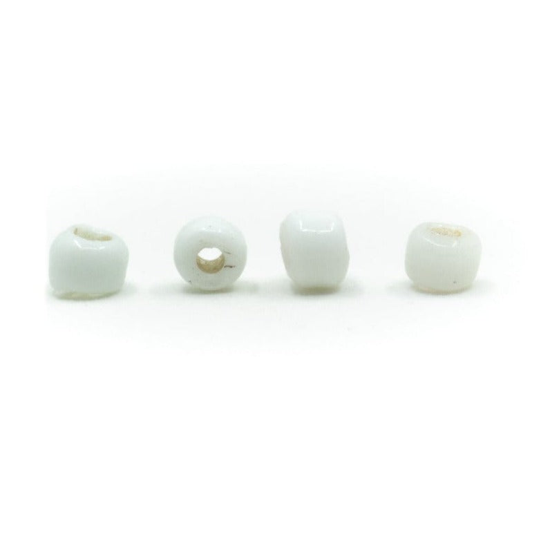 White glass bead, Gotland