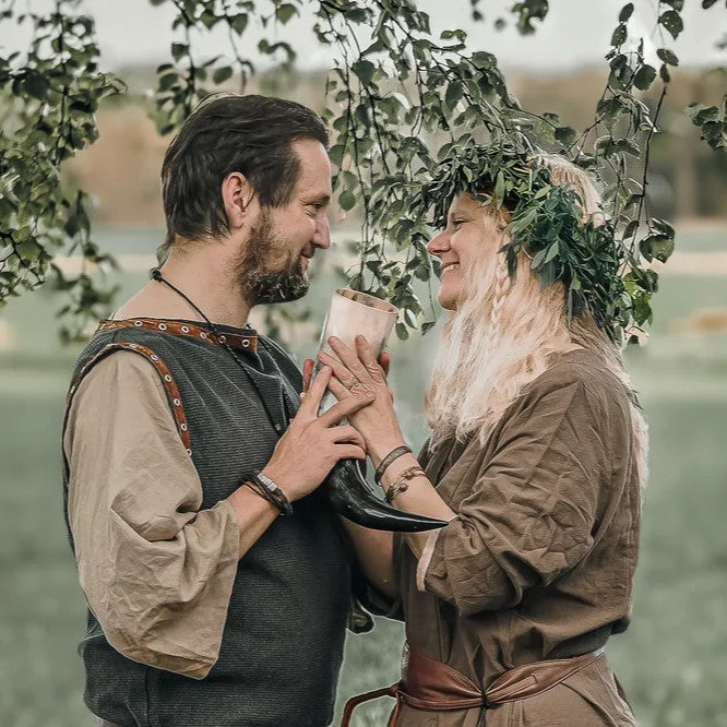 Vikingabröllop: Traditioner och ceremonier