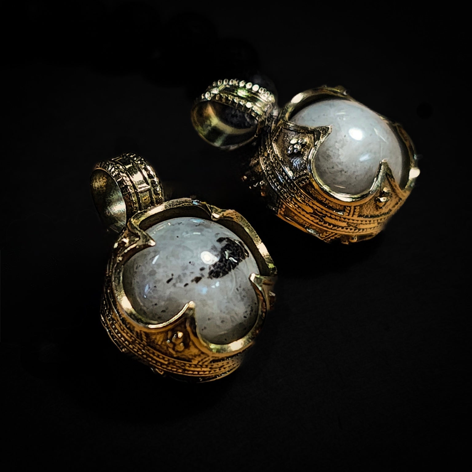 Gotland Pendant, Moonstone