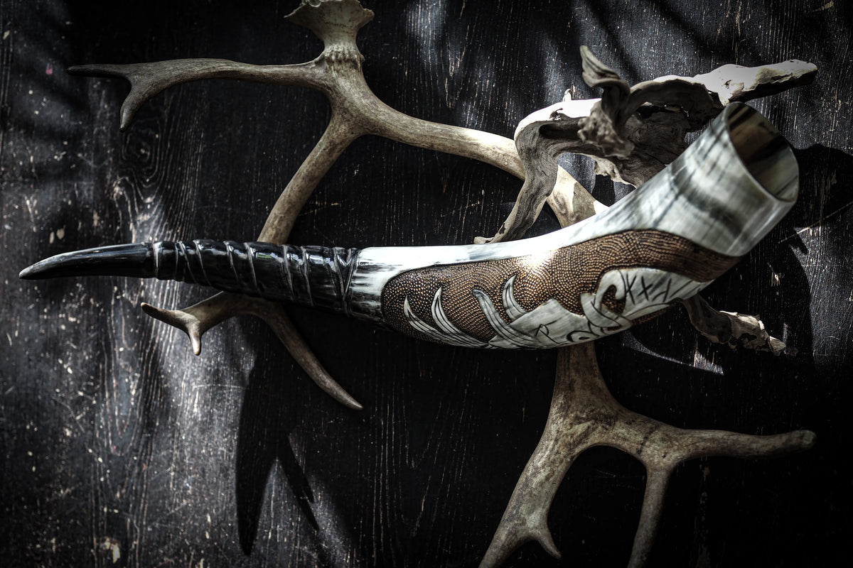 Deep carved horn, Viking Mask