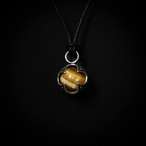Gotland prism, Tiger's eye