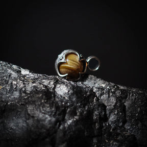 Gotland prism, Tiger's eye