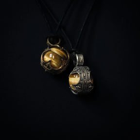 Gotland prism, Tiger's eye