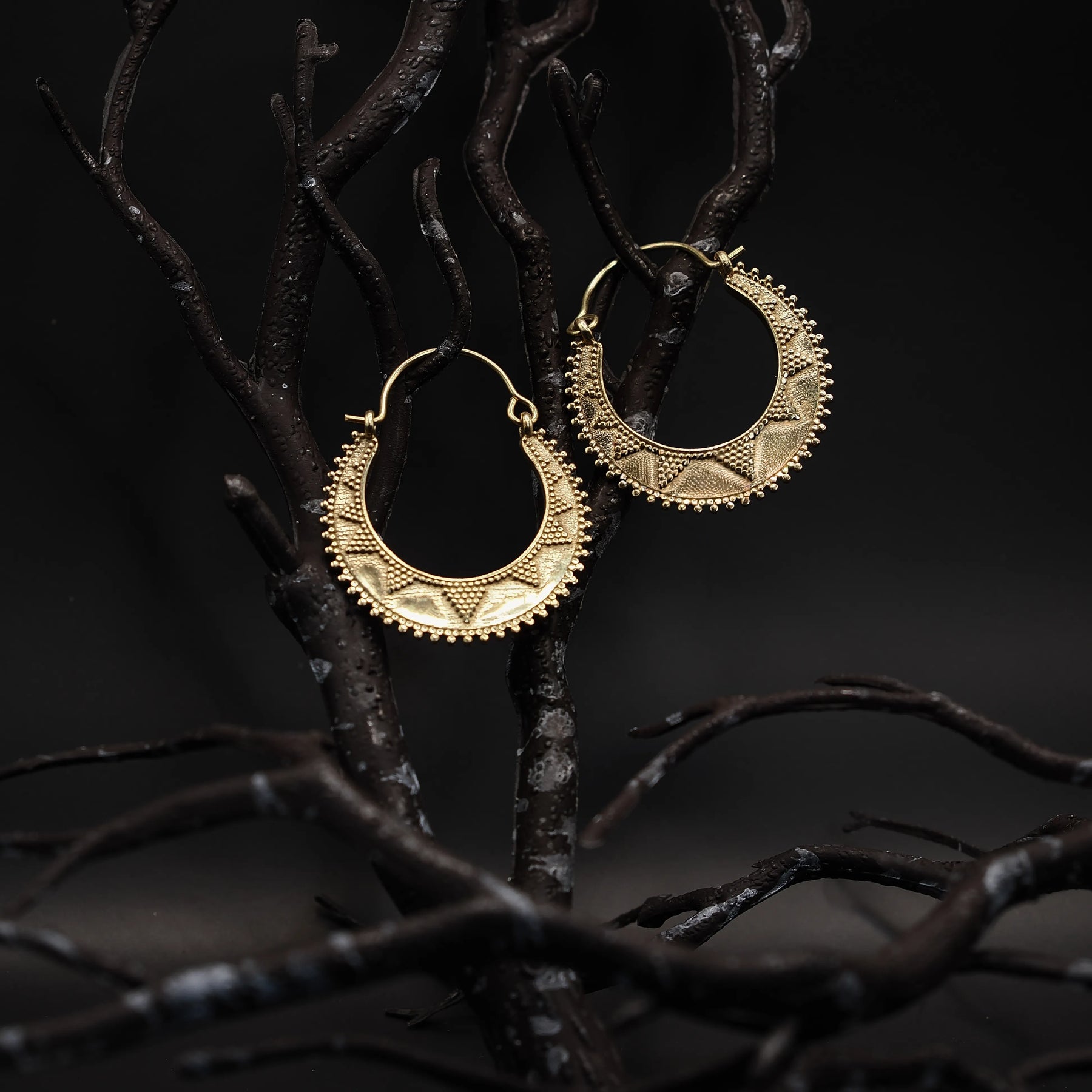 Moon symbol earrings (large)