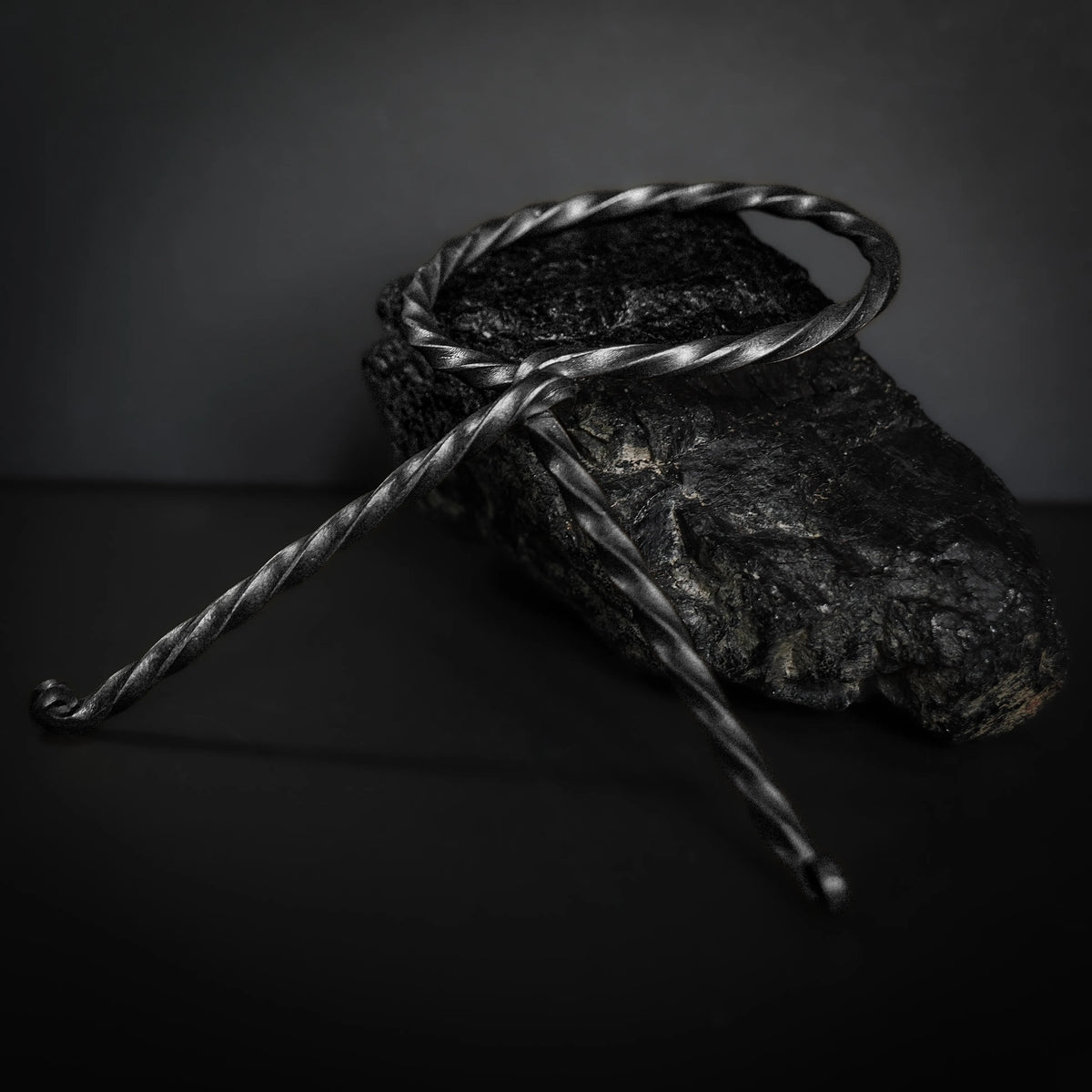 Hornställ i smide, 60-120mm , 3 färger