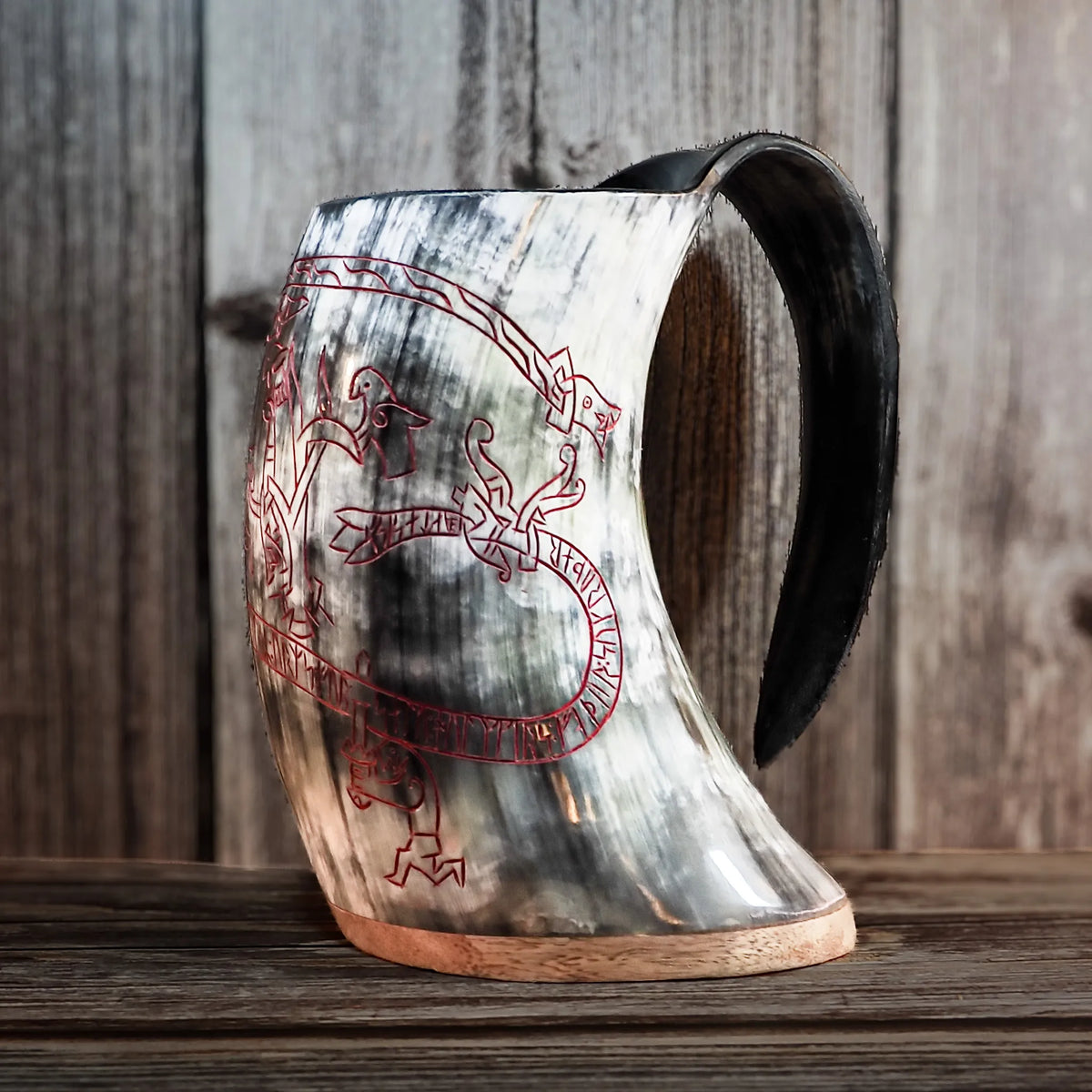Engraved mug, Sigurd's saga