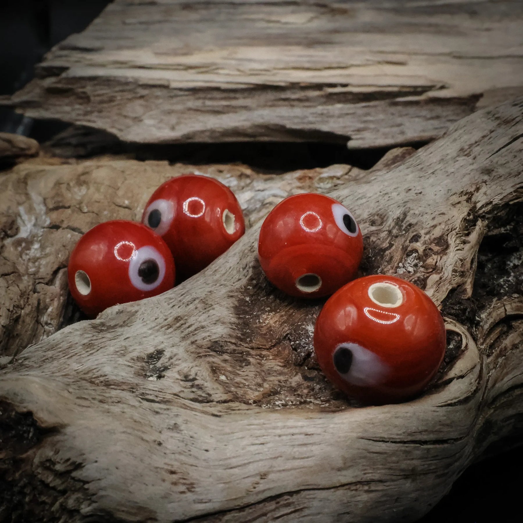 Red bead with eyes, Birka
