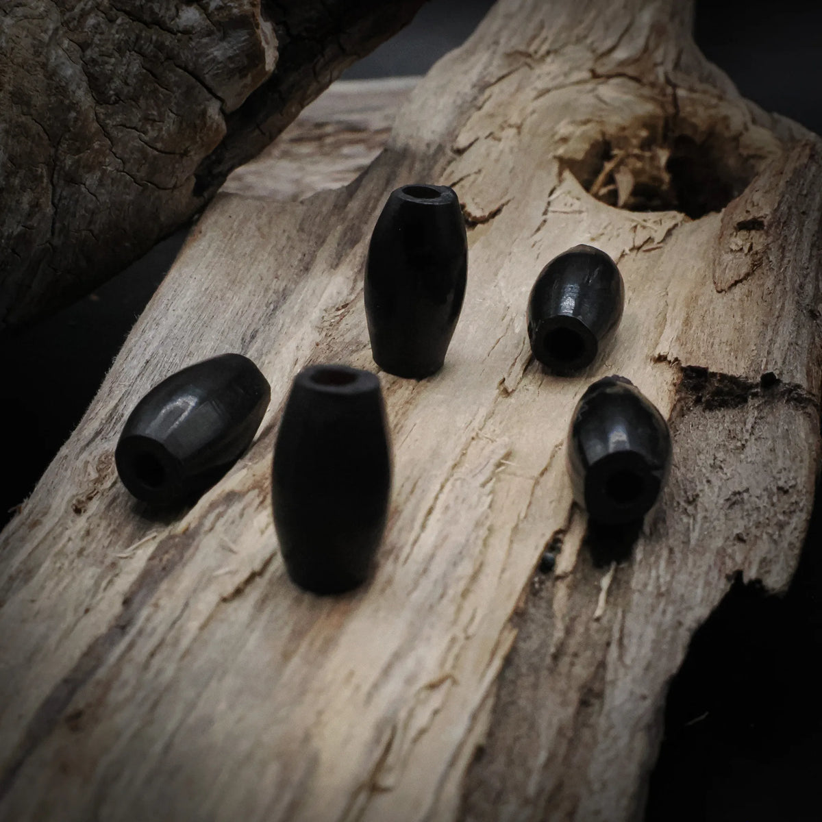 Black horn bead, Kiev