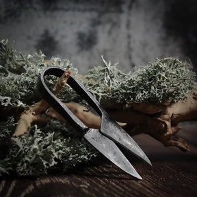 Herb scissors / Beard scissors