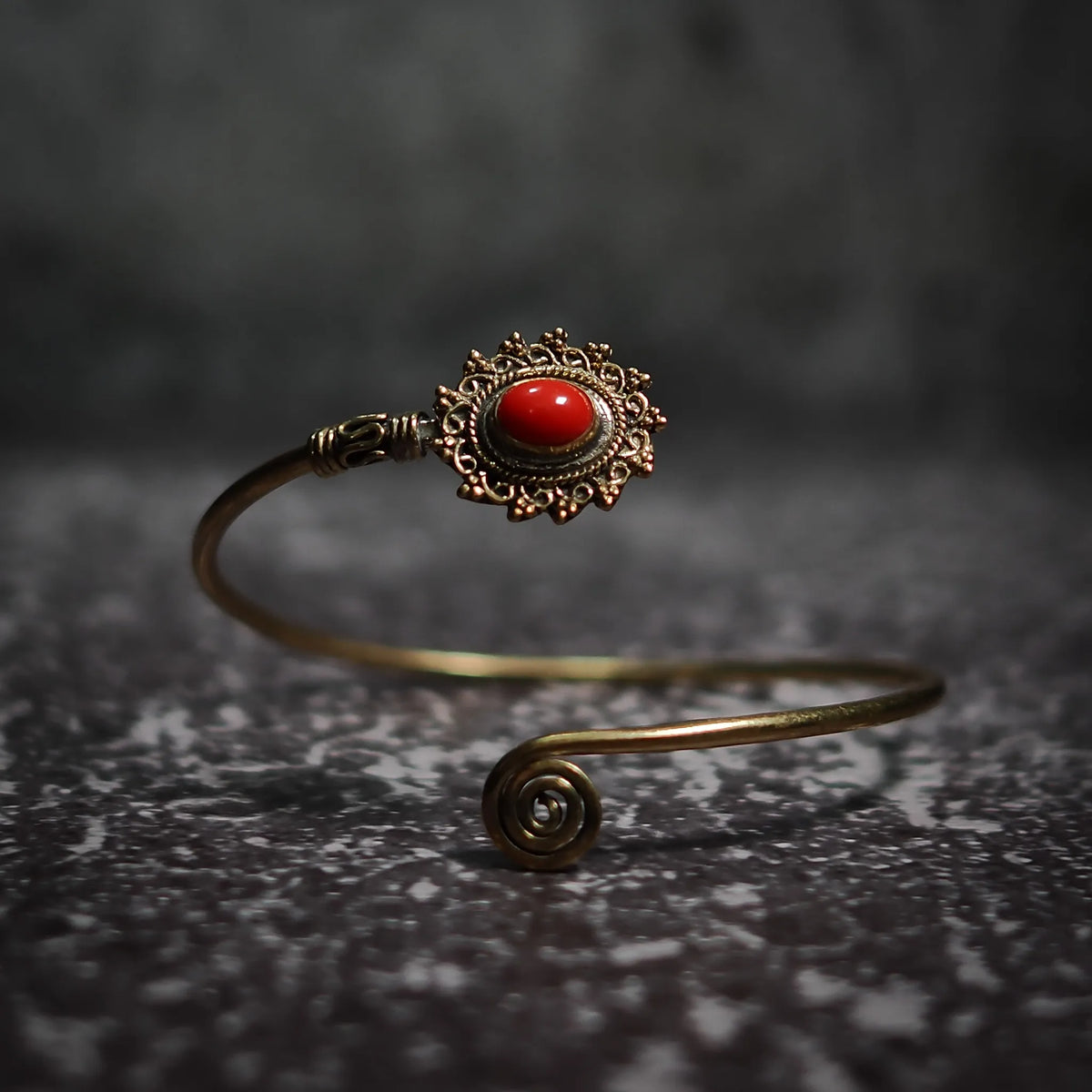 Bracelet Oval, with semi-precious stones