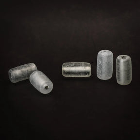 Ljus blästrad glaspärla