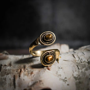 Spiral ring with Tiger's Eye