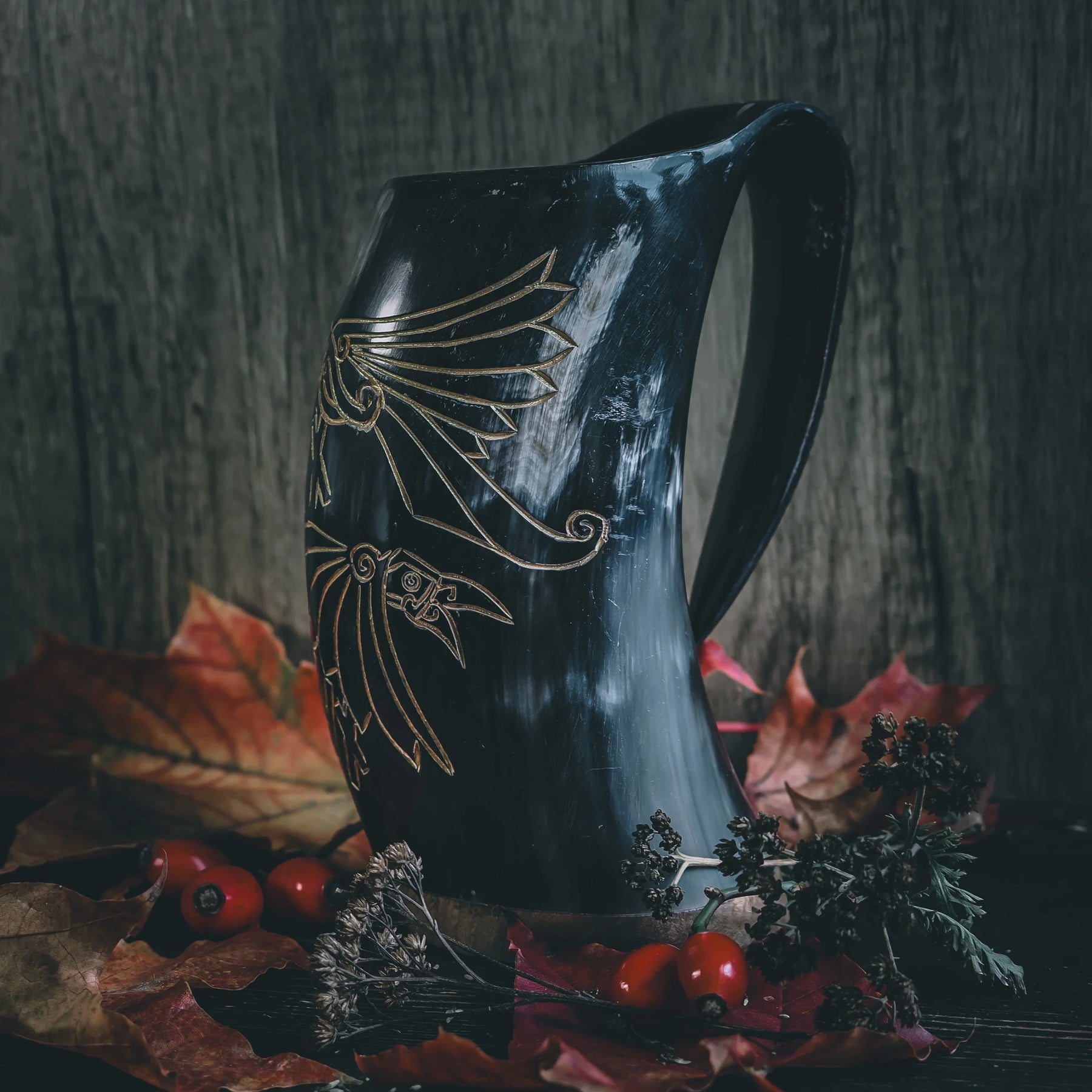 Hjgin Horn crafts - Beer mug Hugin and Munin - Nordlys Viking