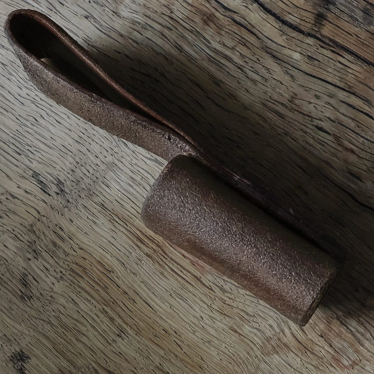 Svärdshållare, läder 40mm