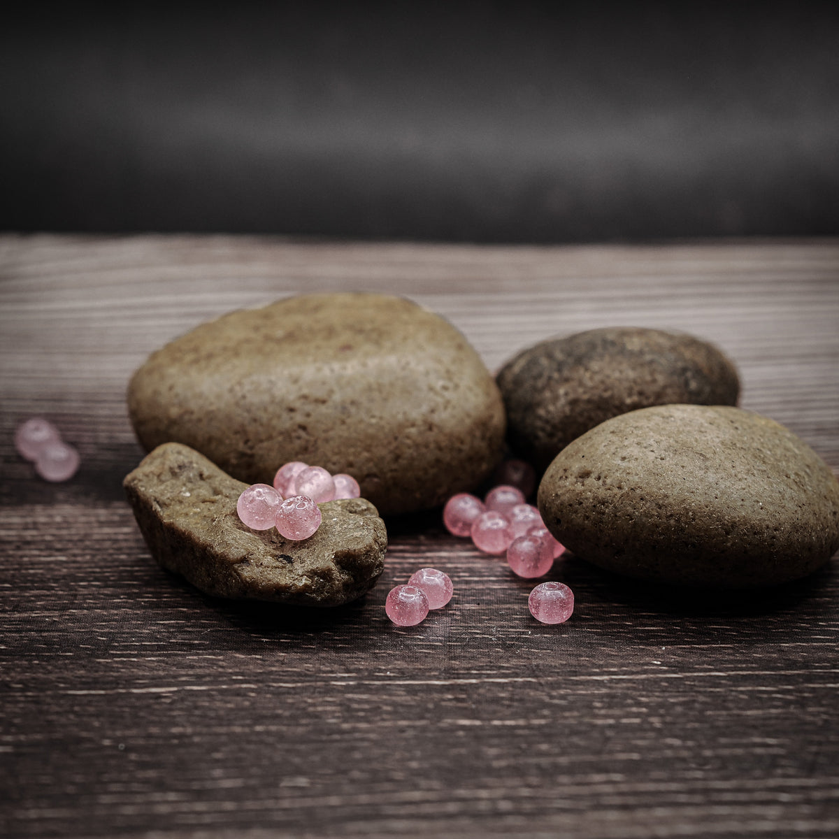 Liten rosa glaspärla