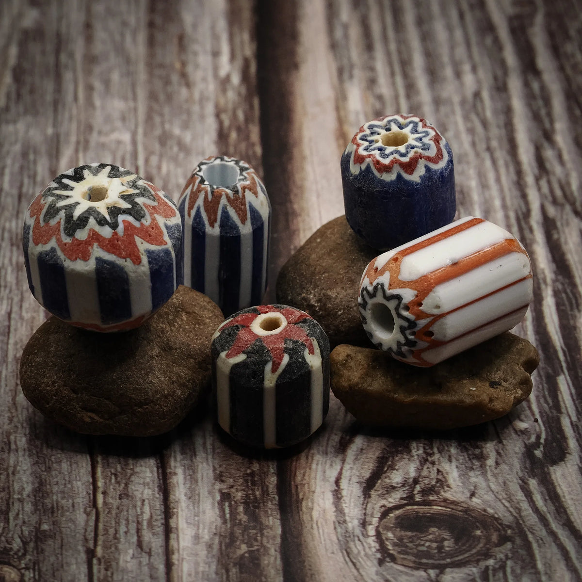 Pärlmix glaspärlor med mönster