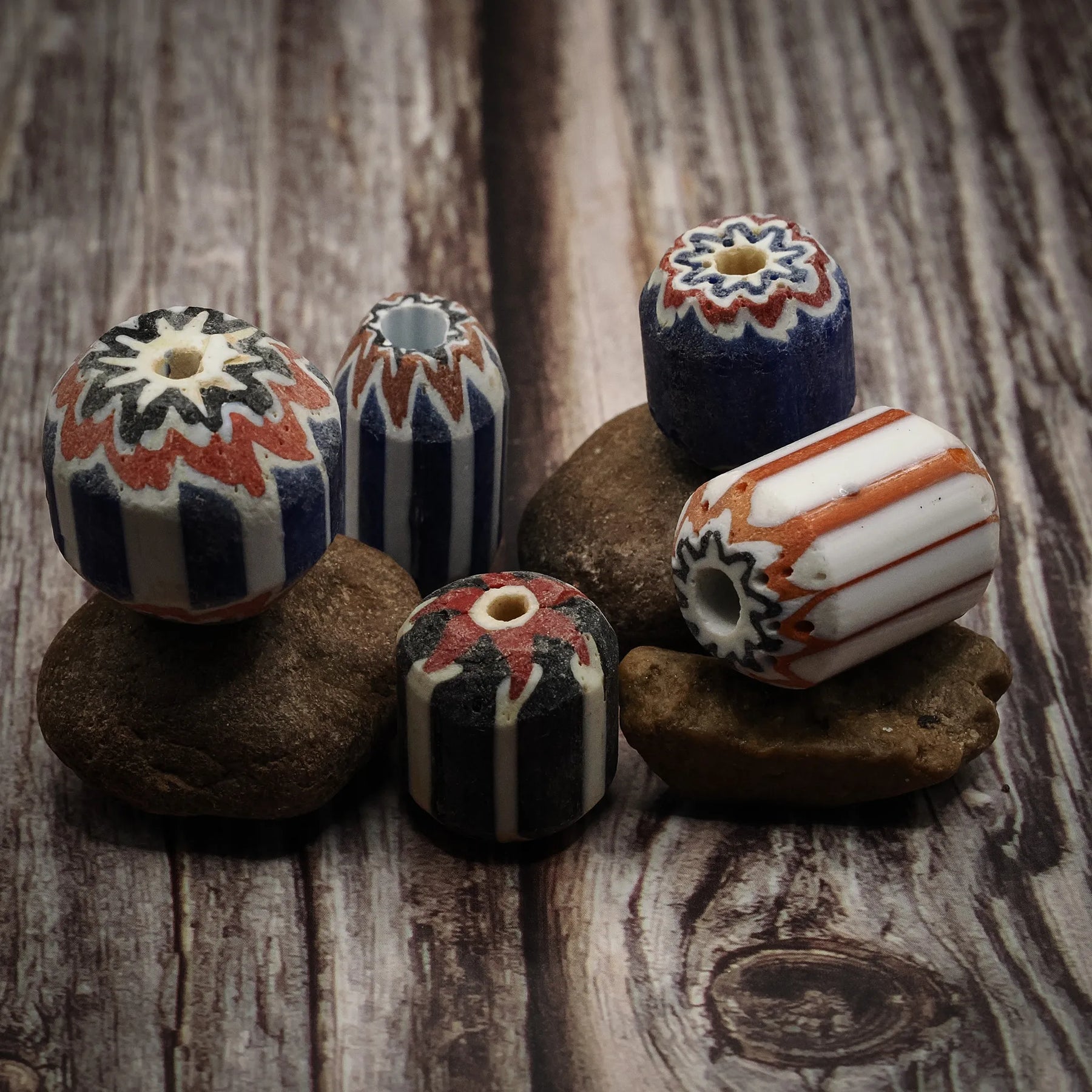 Pärlmix glaspärlor med mönster