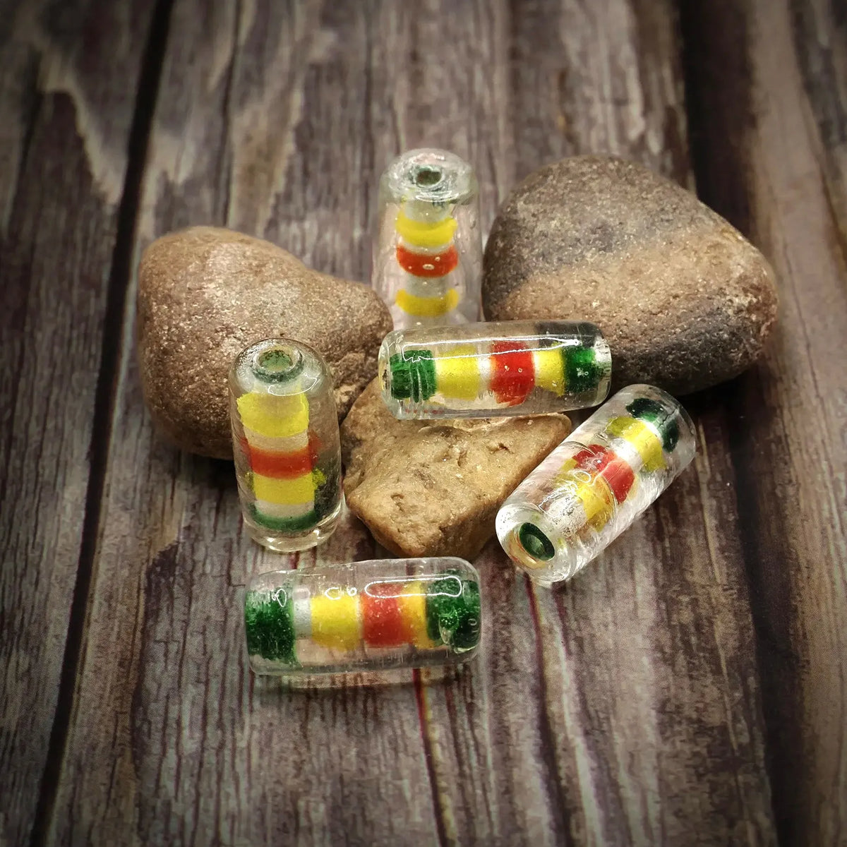 Färgglad glaspärla