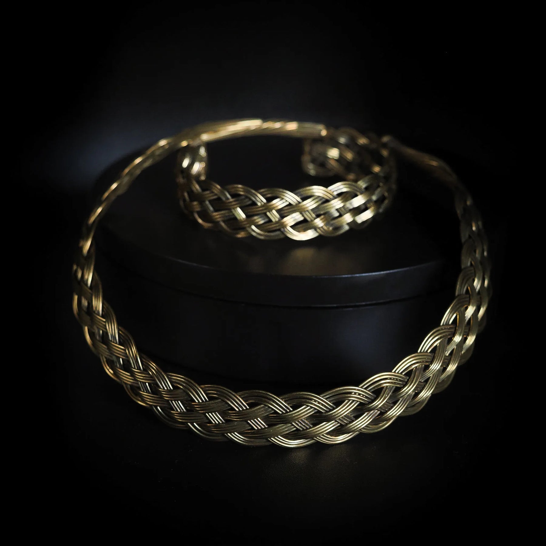 Val brass gift set