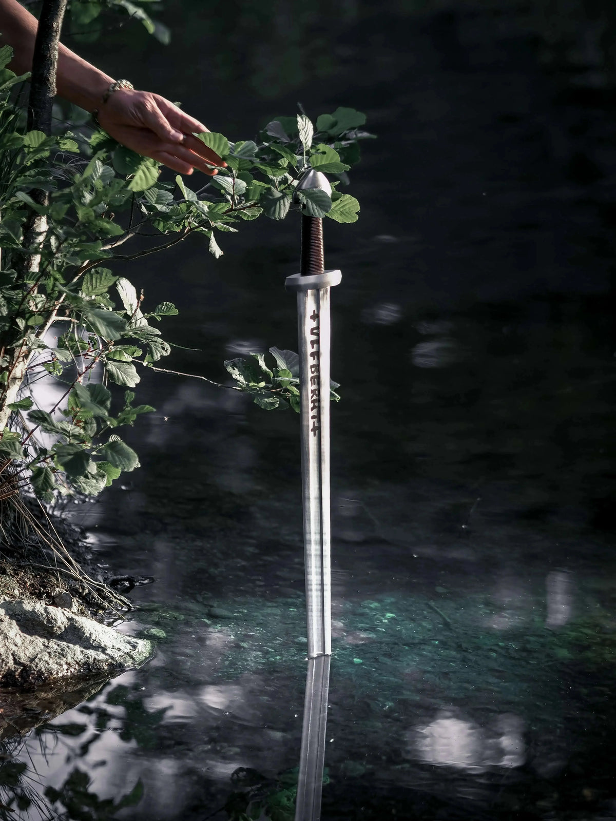 Legendary Viking sword ULFBERHT Nordlysviking