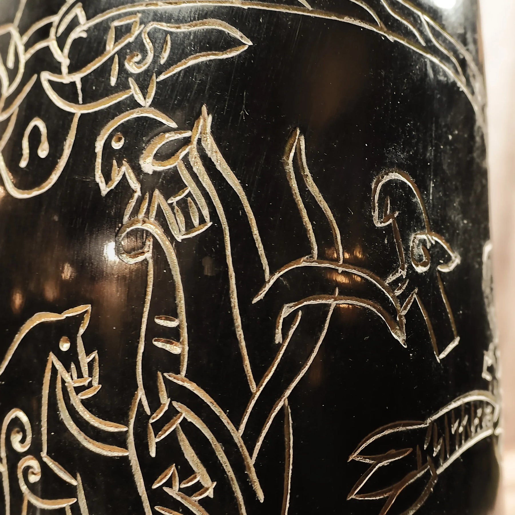 Engraved mug, Sigurd's saga