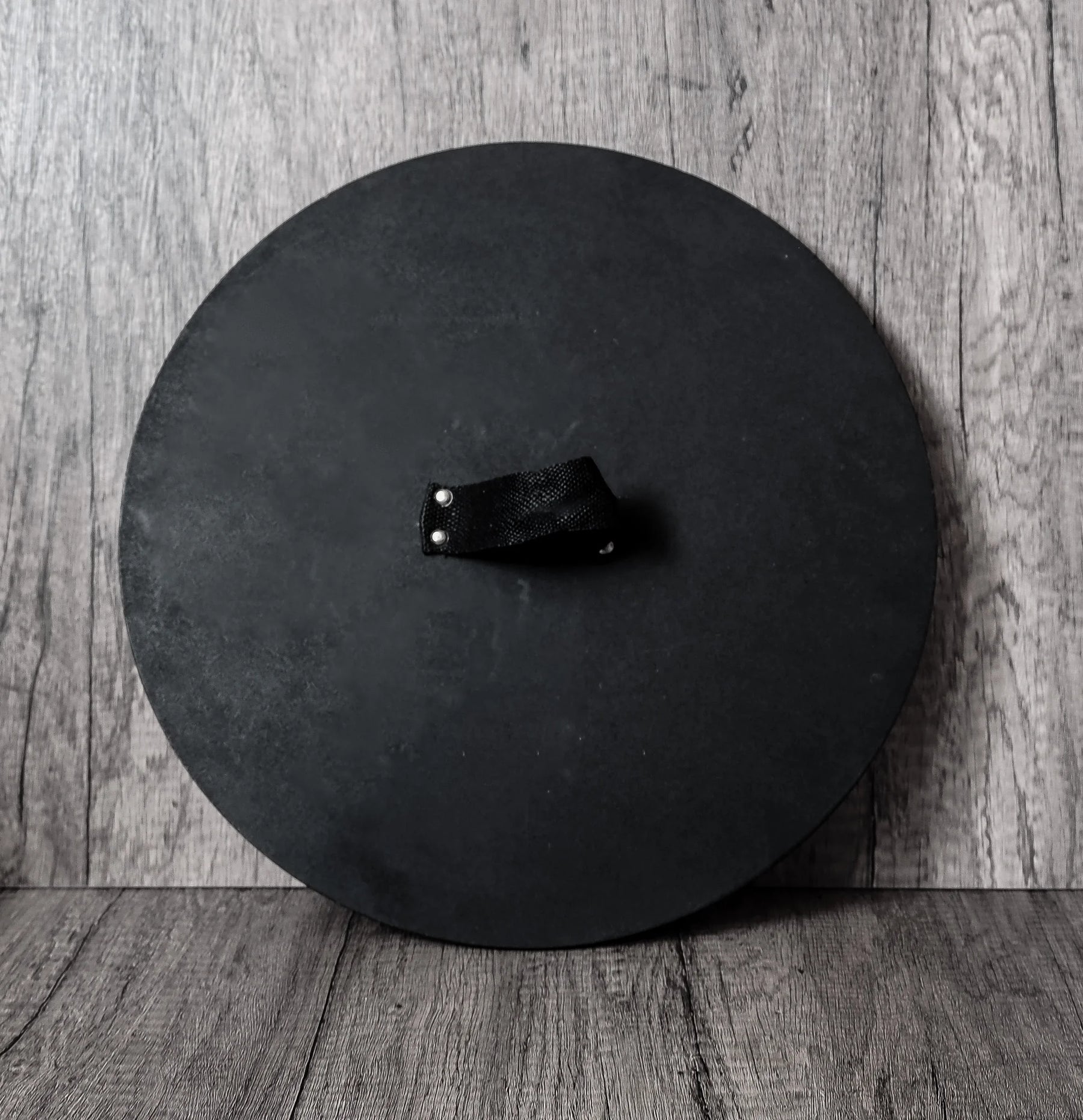 Den lilla krigaren, Blå/ röd