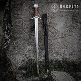 Vikingasvard Kungarnas Dal, svärd med vikingatida design.