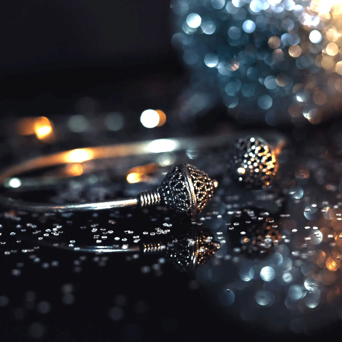 Bracelet with two beads