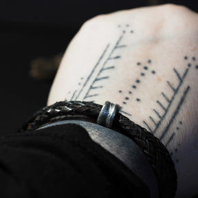Eastre Armband