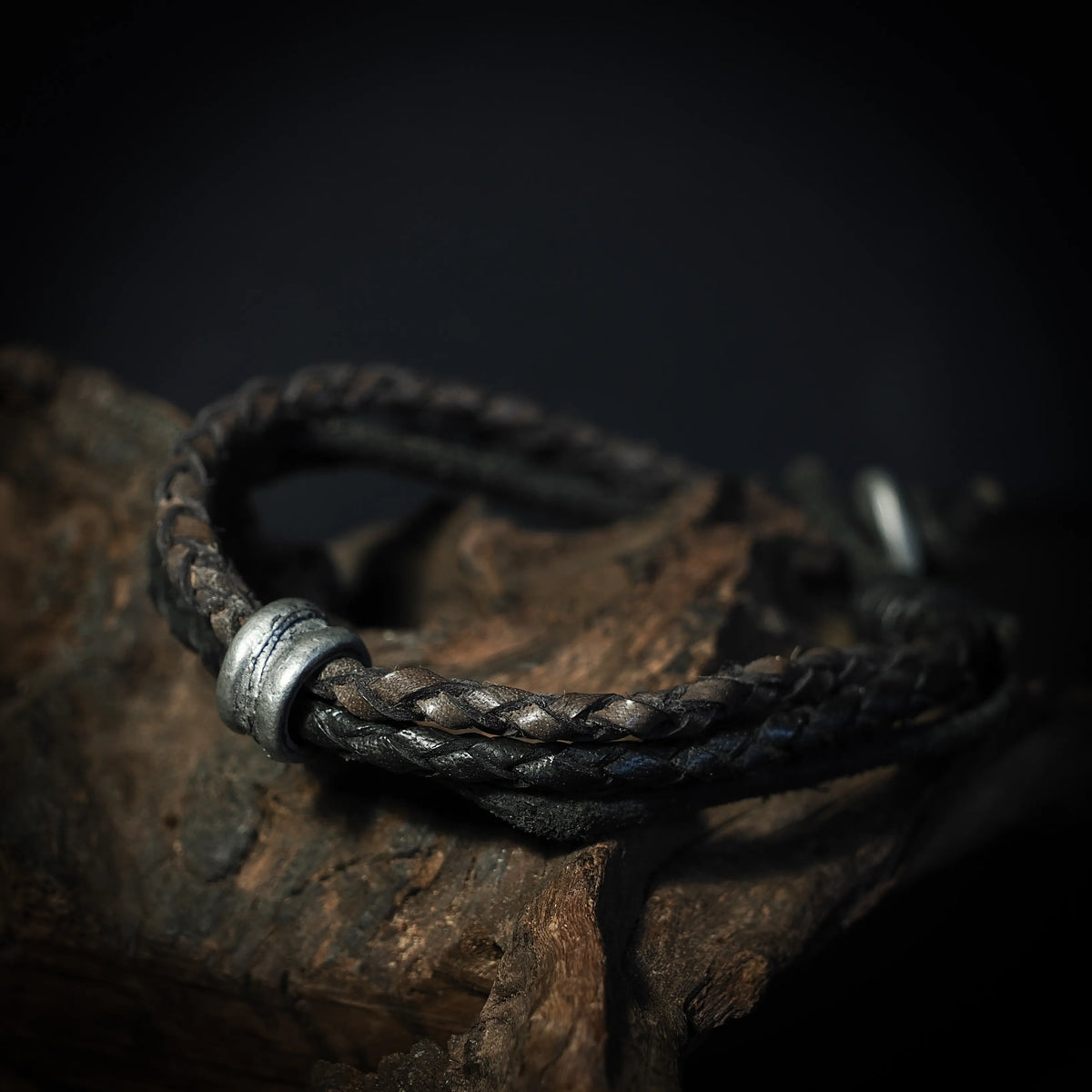Eastre Armband