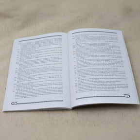 Pattern books vol. 1-4 – spread with text descriptions and references to ornament finds