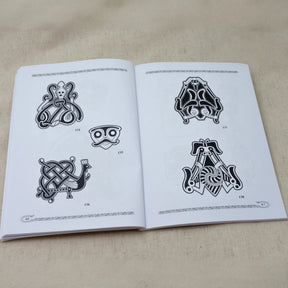 Pattern books vol. 1-4 – spread with numbered animal interlace and ornament patterns