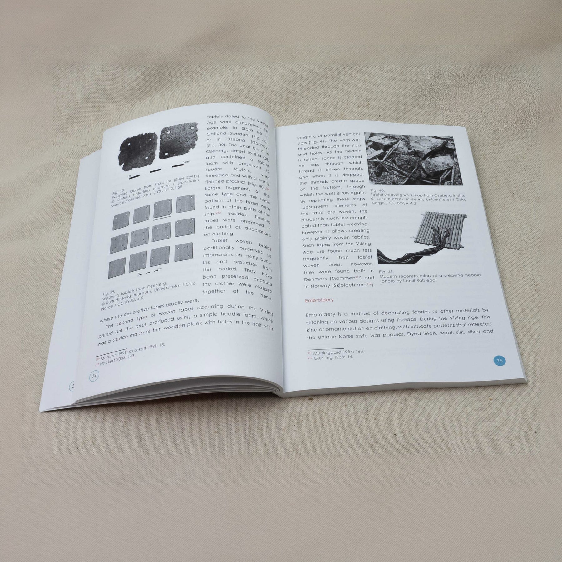 Viking Dress Code – spread on woven tablet bands and embroidery with find photos and illustrations