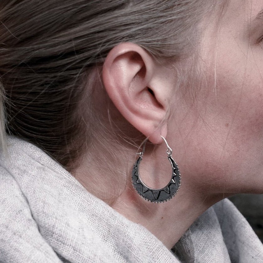 Örhängen månsymbol  (stora)