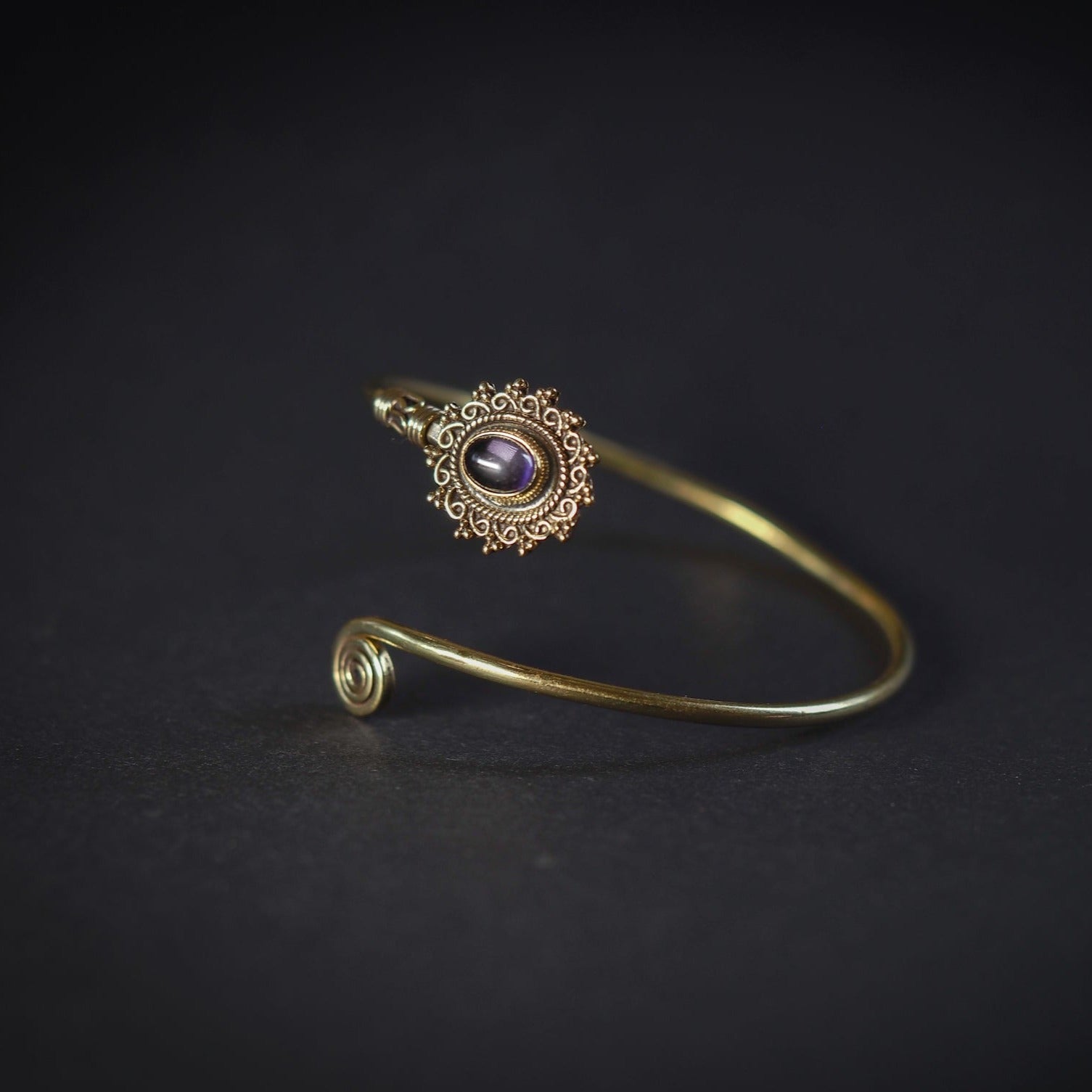 Bracelet Oval, with semi-precious stones