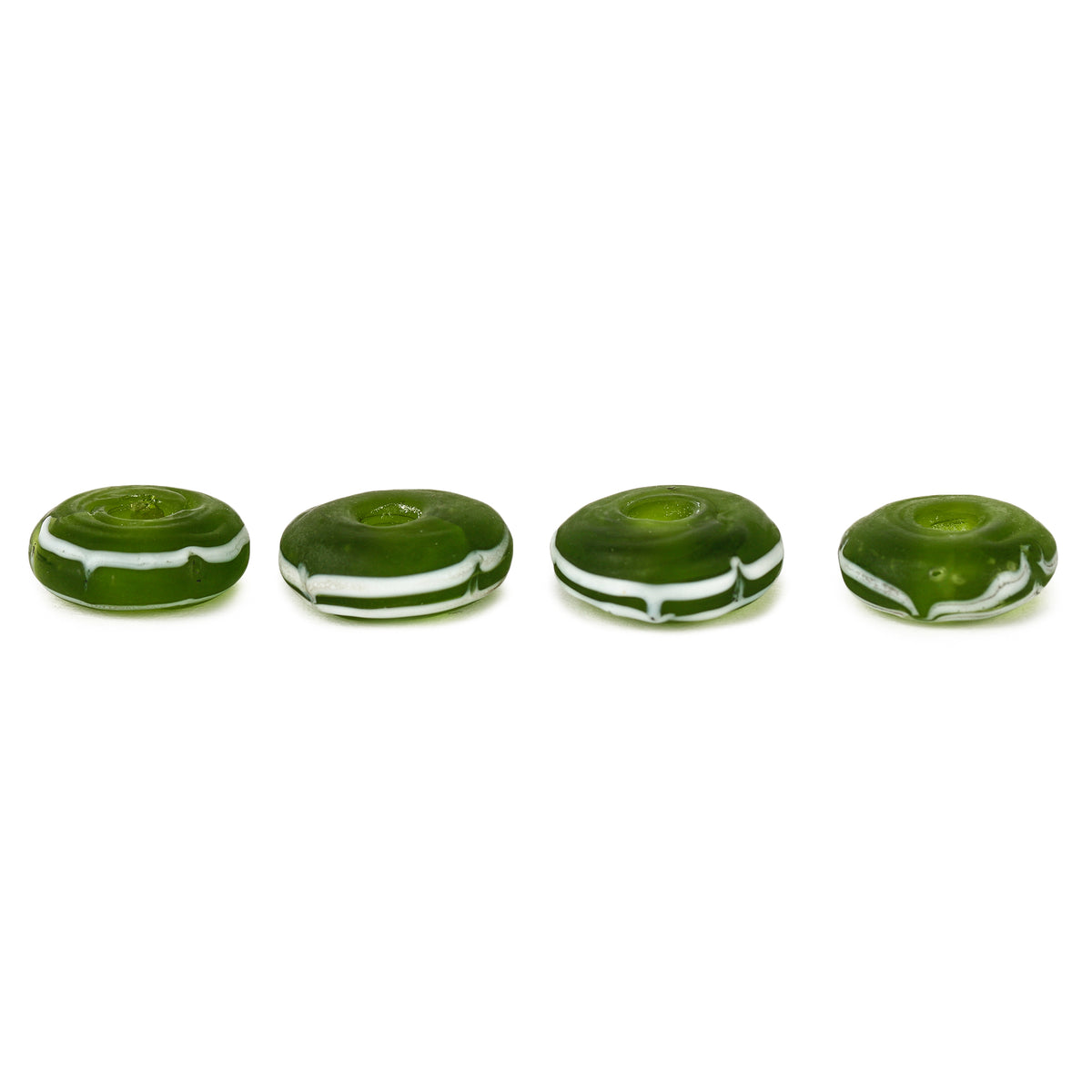 Green matt glass bead
