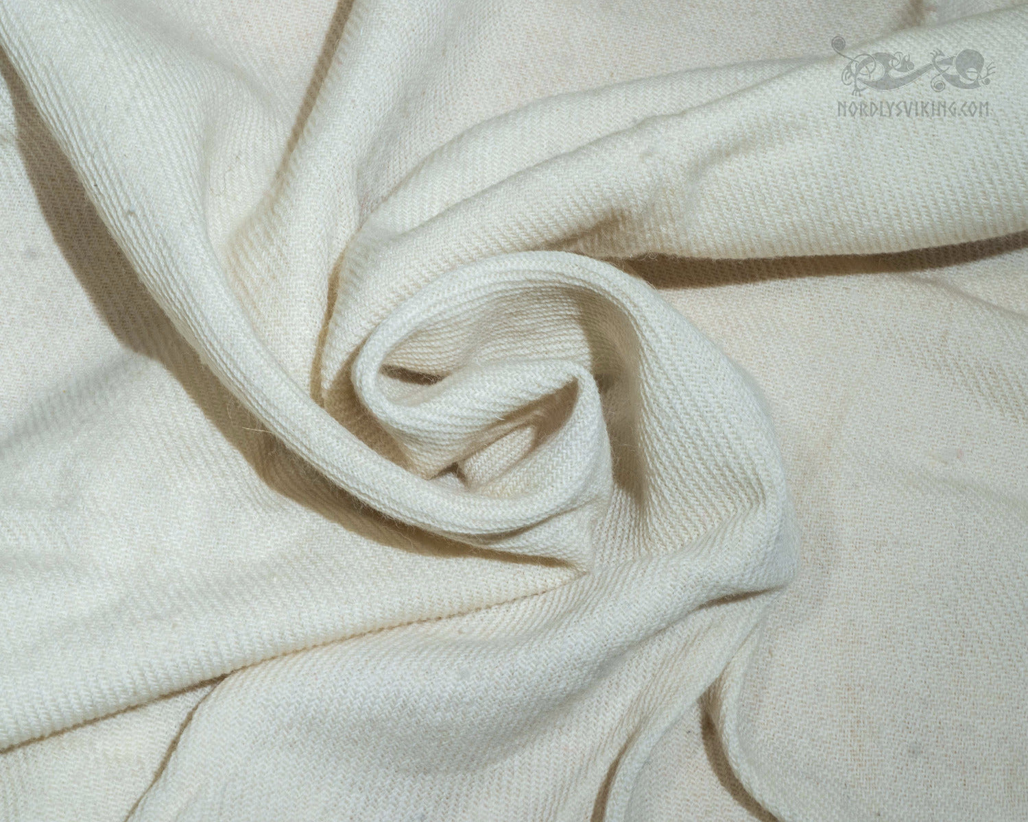 Hand-woven wool fabric, white twill, fabric